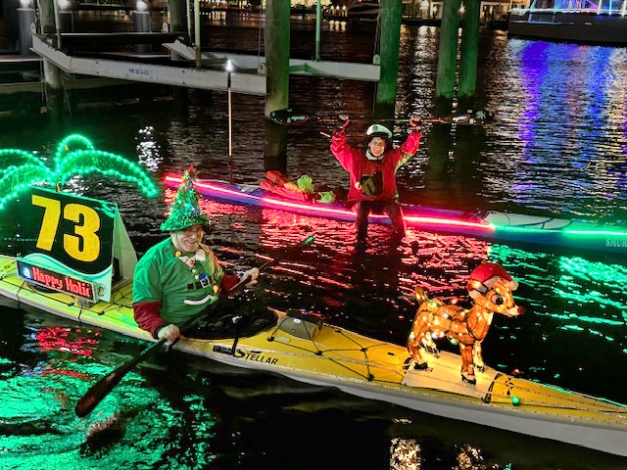 flex maslan Pompano Beach Kayak Christmas boat parade kayakfari Holidays lights LED paddle photography alien 2023
